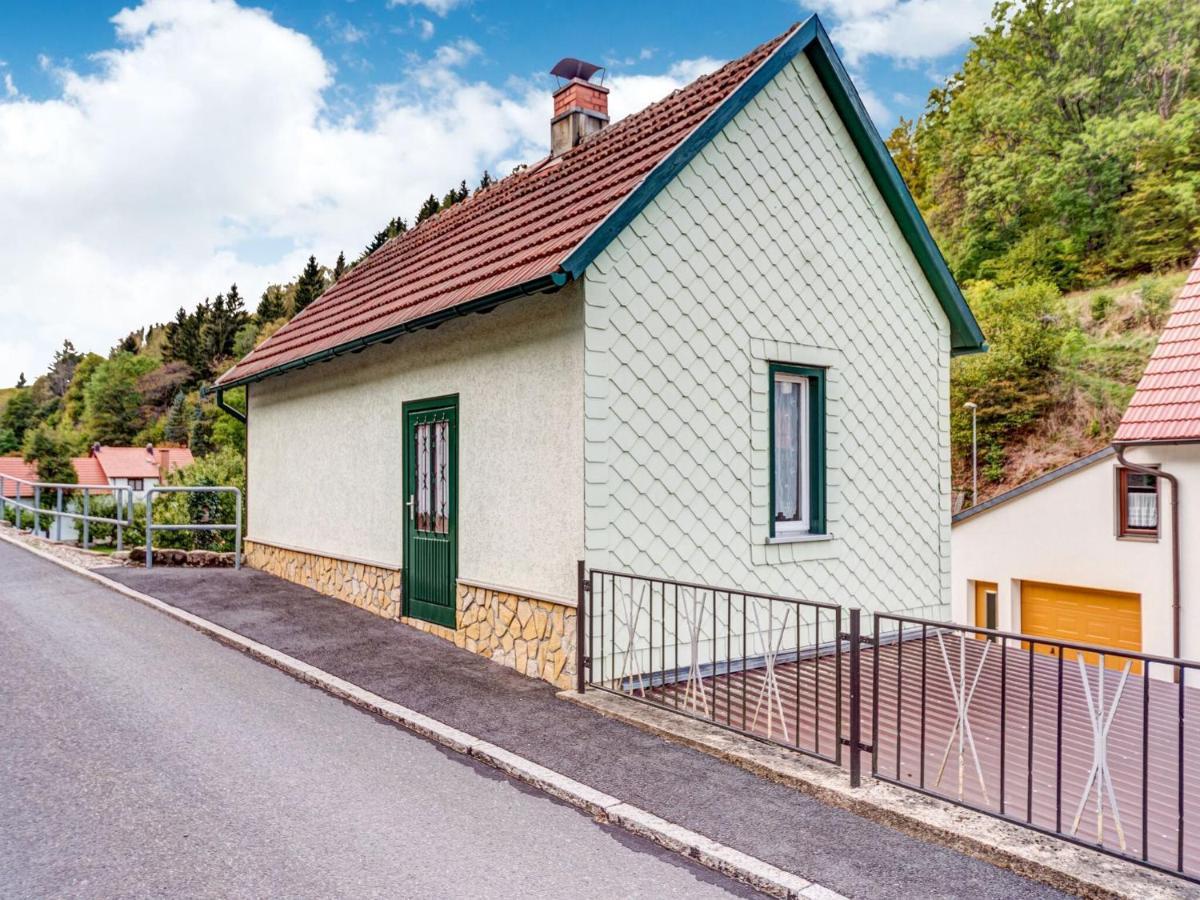 Holiday Home With Garden Langenbach  외부 사진